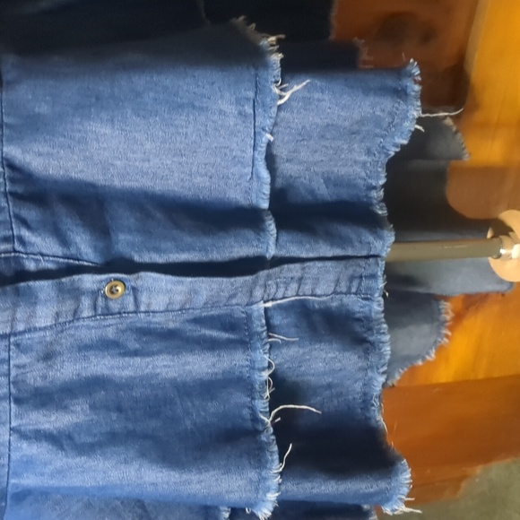 SABRINA LAUREN* raw edge denim back ruffle tuxedo blouse long sleeve button fron - Picture 4 of 15